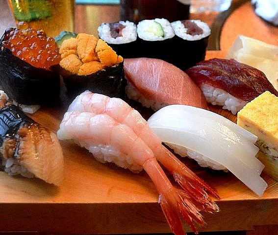 Pescetarians tend to live longer with a seafood diet